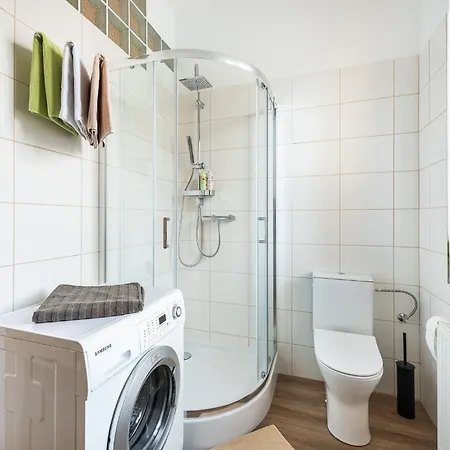 Апартаменты 2 In A Family House Near The Center Нови-Йичин